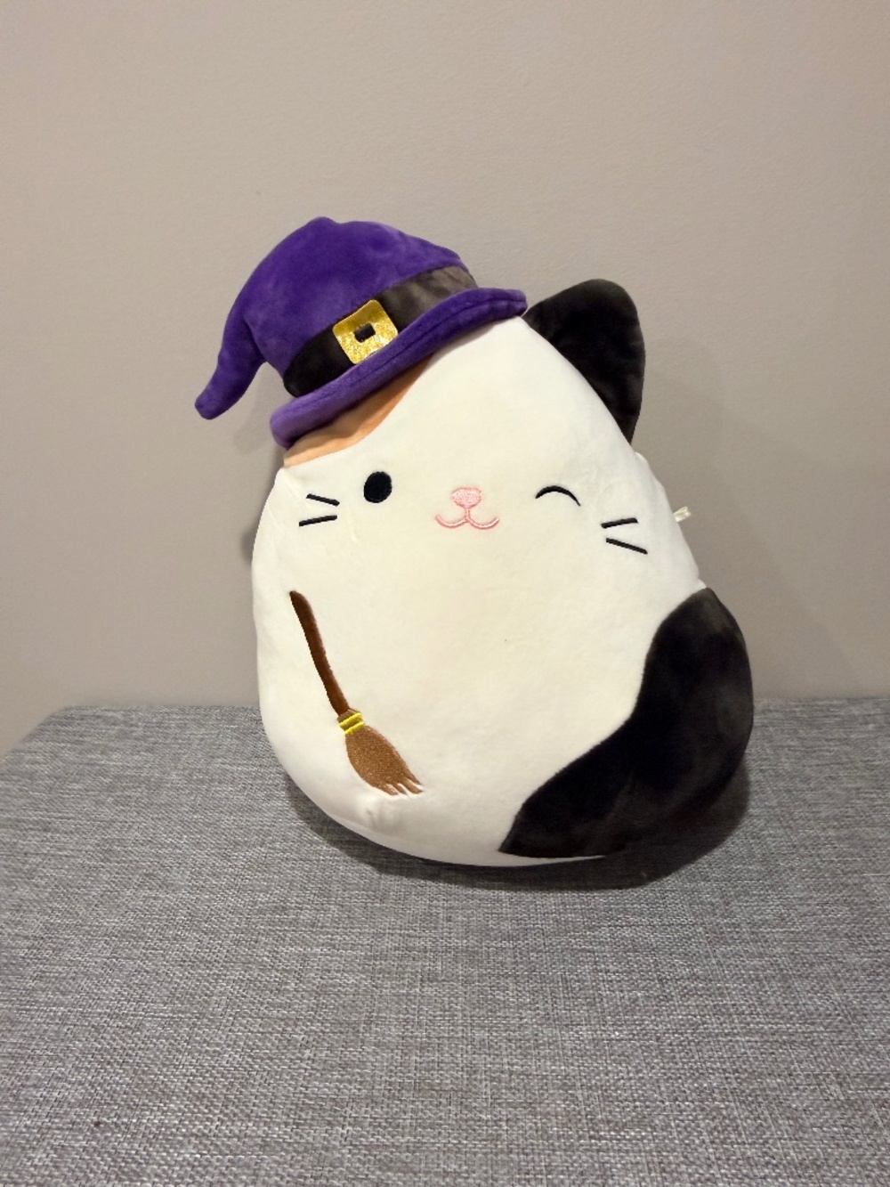 Squishmallows Cam Calico Cat Witch Halloween Plush 8” Purple Hat
